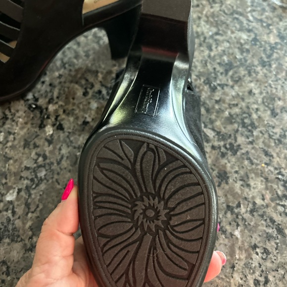 CROFT & BARROW Black Faux Suede Sandals - Picture 2 of 5